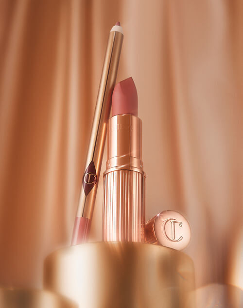 CHARLOTTE TILBURY MATTE REVOLUTION CATWALKING